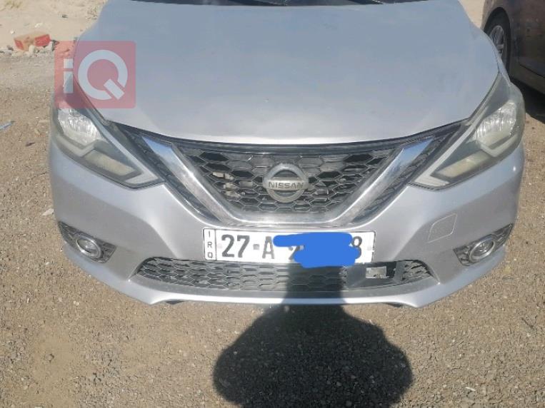 نیسان سێنترا